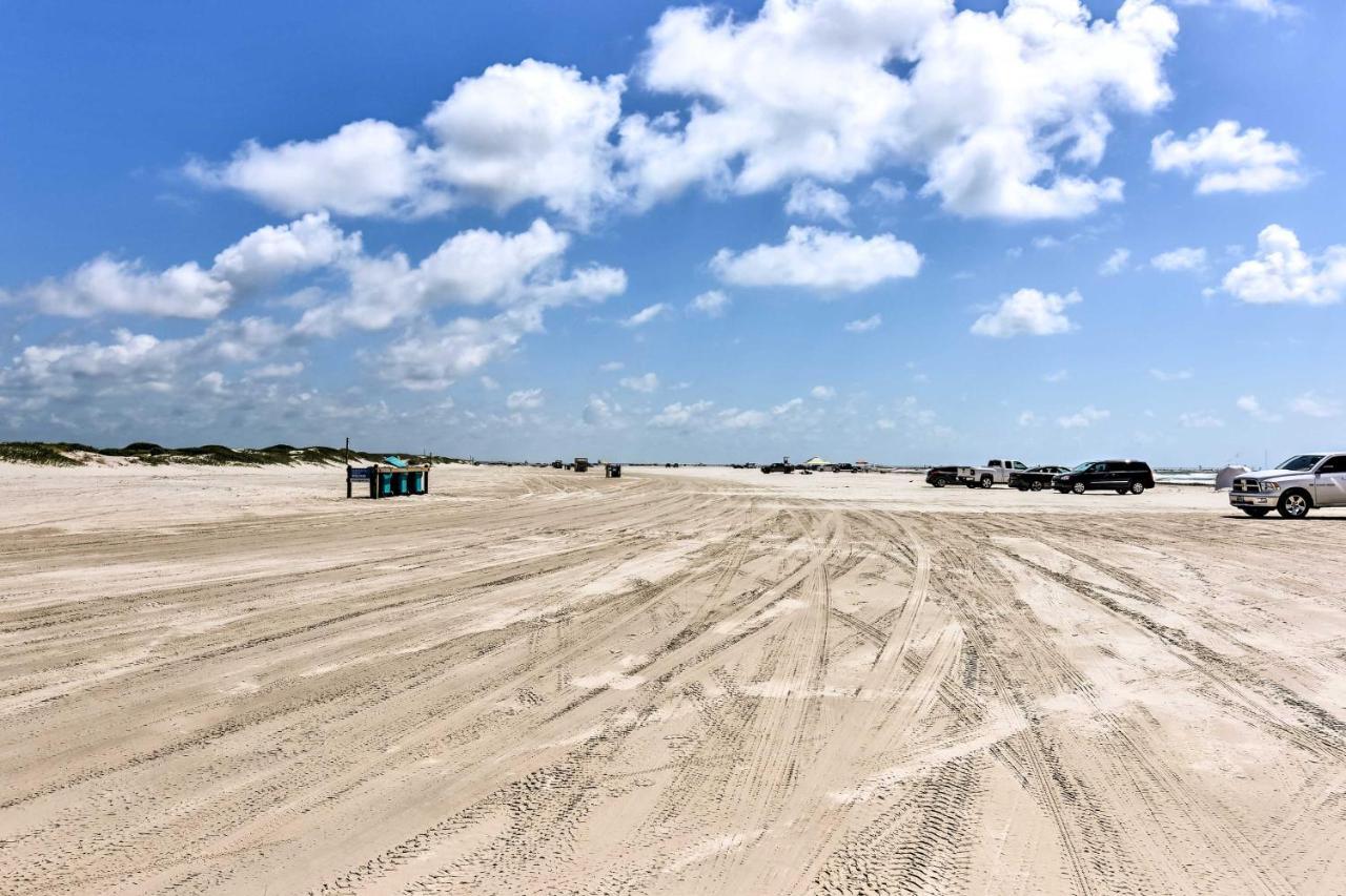 Waterfront Corpus Christi Townhome With Pool And Dock! Kültér fotó
