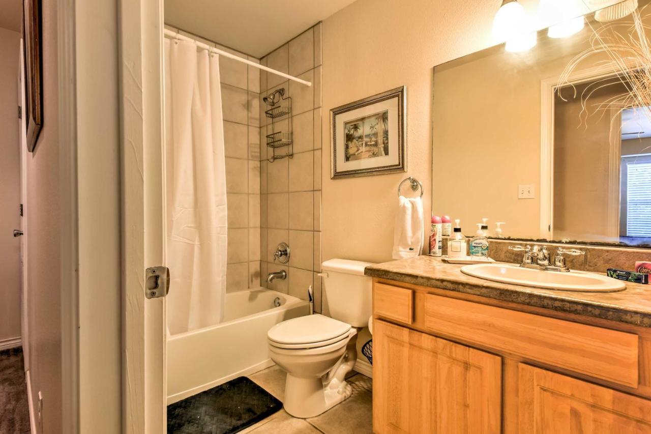 Waterfront Corpus Christi Townhome With Pool And Dock! Kültér fotó