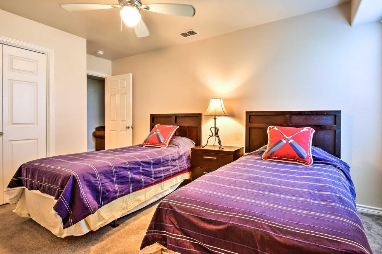 Waterfront Corpus Christi Townhome With Pool And Dock! Kültér fotó