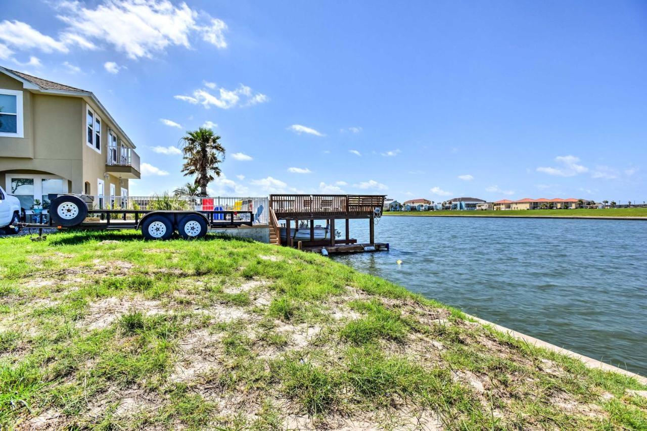 Waterfront Corpus Christi Townhome With Pool And Dock! Kültér fotó